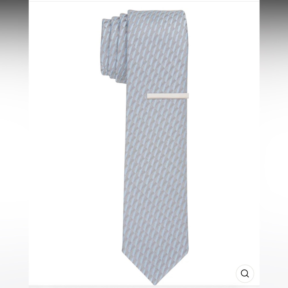 NEW PERRY ELLIS SPENCE GEO SLIM TIE